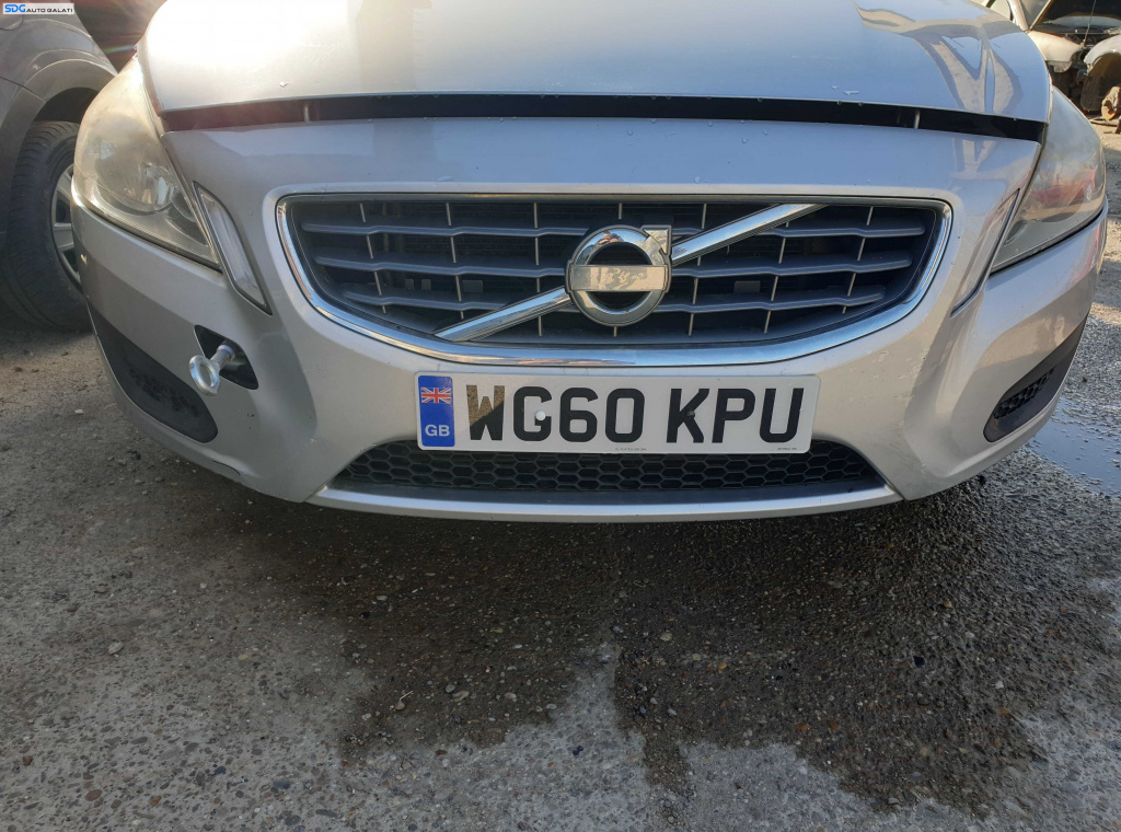 Bara Spoiler Fata cu Grila cu Emblema cu Imperfectiuni Volvo S60 NFL Non Facelift 2010 - 2013 Culoare 426-26 [K1826]