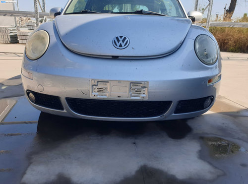 Bara Spoiler Fata cu Grile cu Defecte Volkswagen New Beetle FL Facelift 2005 - 2010 Culoare LA7W [K6...