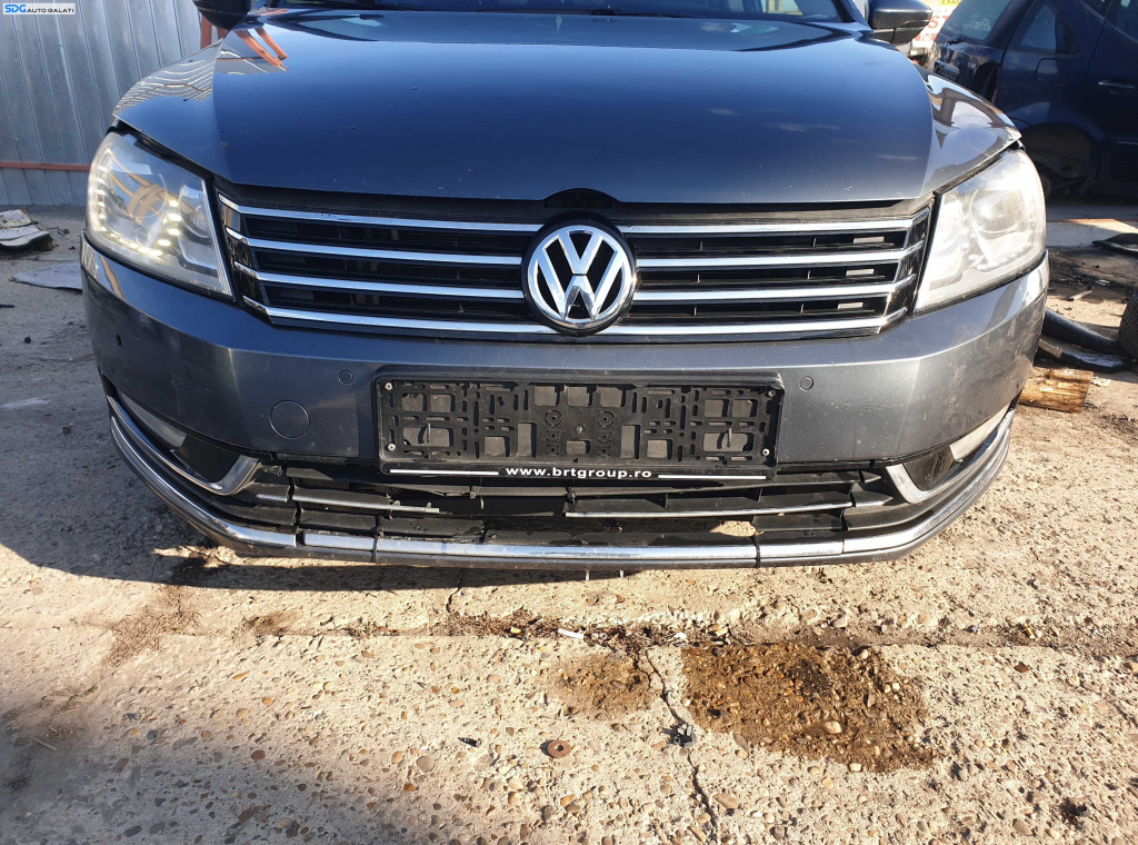 Bara Spoiler Fata cu Locas Senzori de Parcare cu Imperfectiuni Volkswagen Passat B7 2010 - 2015 Culoare LK7X [K2072]