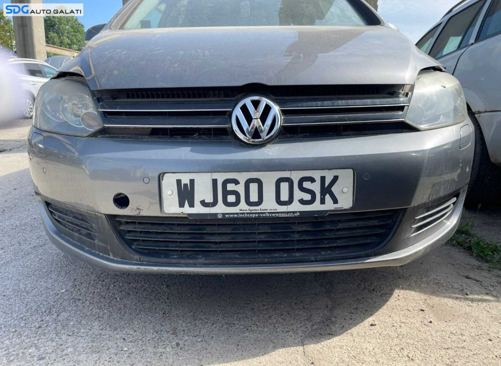Bara Spoiler Fata cu Locas Senzori Parcare si Spalatoare Faruri Volkswagen Golf 6 Plus 2008 - 2014 Culoare LA7T [B4219]