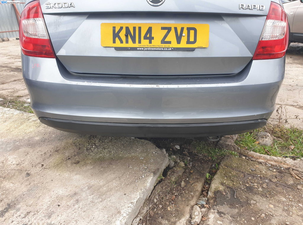 Bara Spoiler Spate cu Imperfectiuni Skoda Rapid Berlina Sedan 2012 - 2017 Culoare LF8L [K3779]