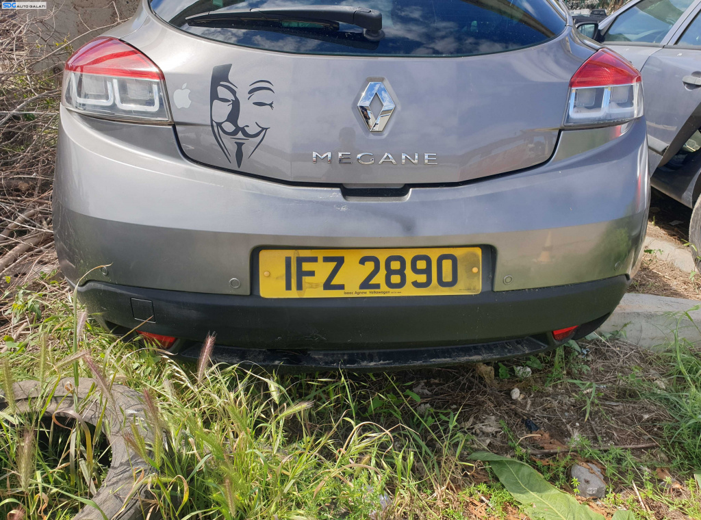 Bara Spoiler Spate cu Locas Senzori de Parcare cu Imperfectiuni Renault Megane 3 Coupe 2 Usi NFL Non Facelift 2008 - 2012 Culoare TEKNG [K5746]