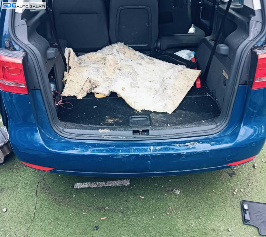 Bara Spoiler Spate cu Locas Senzori Parcare cu DEFECT Volkswagen Touran 1T3 2010 - 2015 Culoare LA5H [C9195] [C9196] [C9197]
