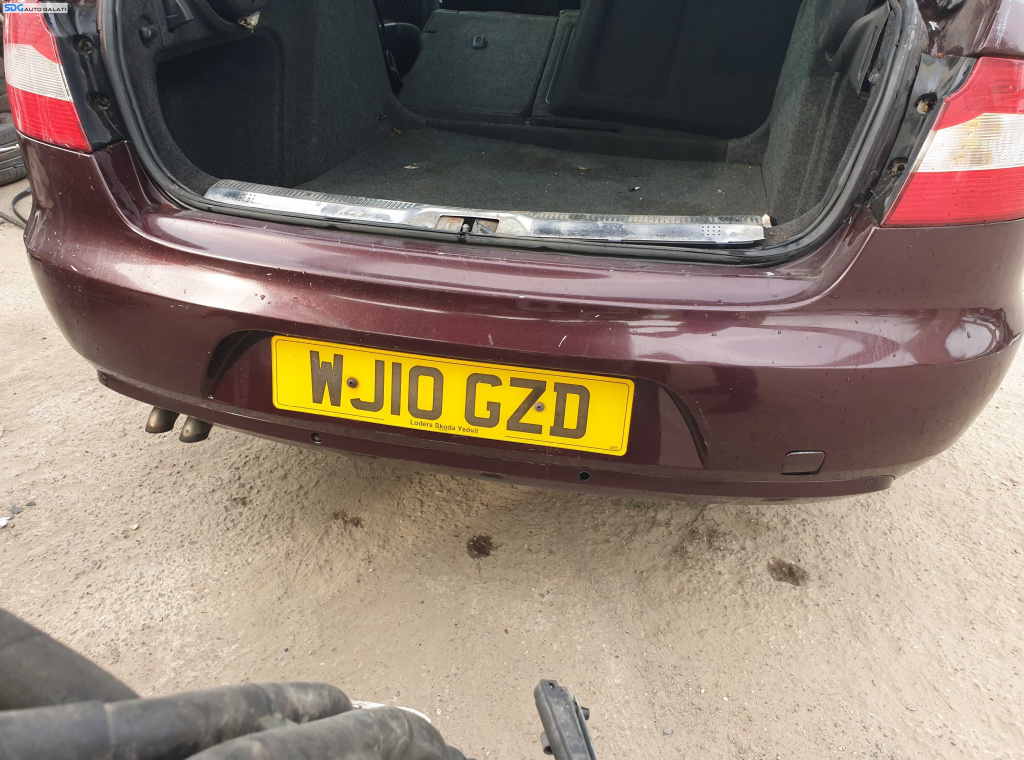 Bara Spoiler Spate cu Locas Senzori Parcare cu Imperfectiuni Skoda Superb 2 Hatchback Berlina 2008 - 2013 Culoare LF3X [K6037]