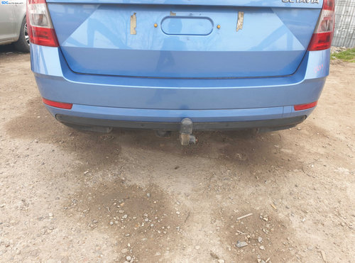 Bara Spoiler Spate cu Locas Senzori Parcare Skoda Octavia 3 FL Facelift Break Combi 2017 - 2020 Culo...
