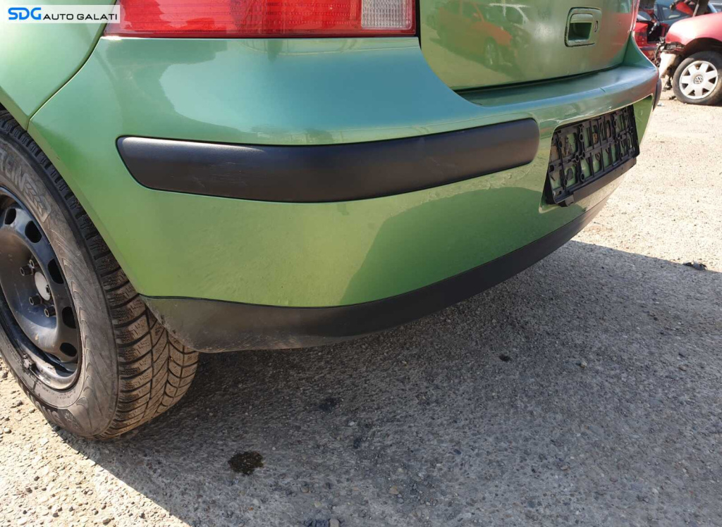 Bara Spoiler Spate Volkswagen Golf 4 Hatchback 1998 - 2006 Culoare LA6P