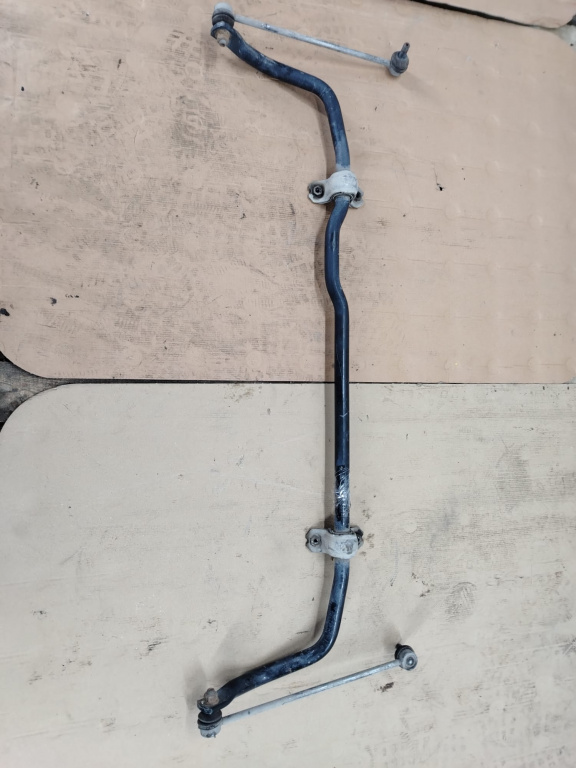 Bara stabilizatoare fata 3Q0411303K 2.0 tdi Volkswagen VW Passat B8 [2014 - 2020]