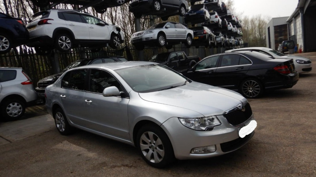 Bara stabilizatoare punte spate Skoda Superb 2 2013 Berlina 1.6 TDI