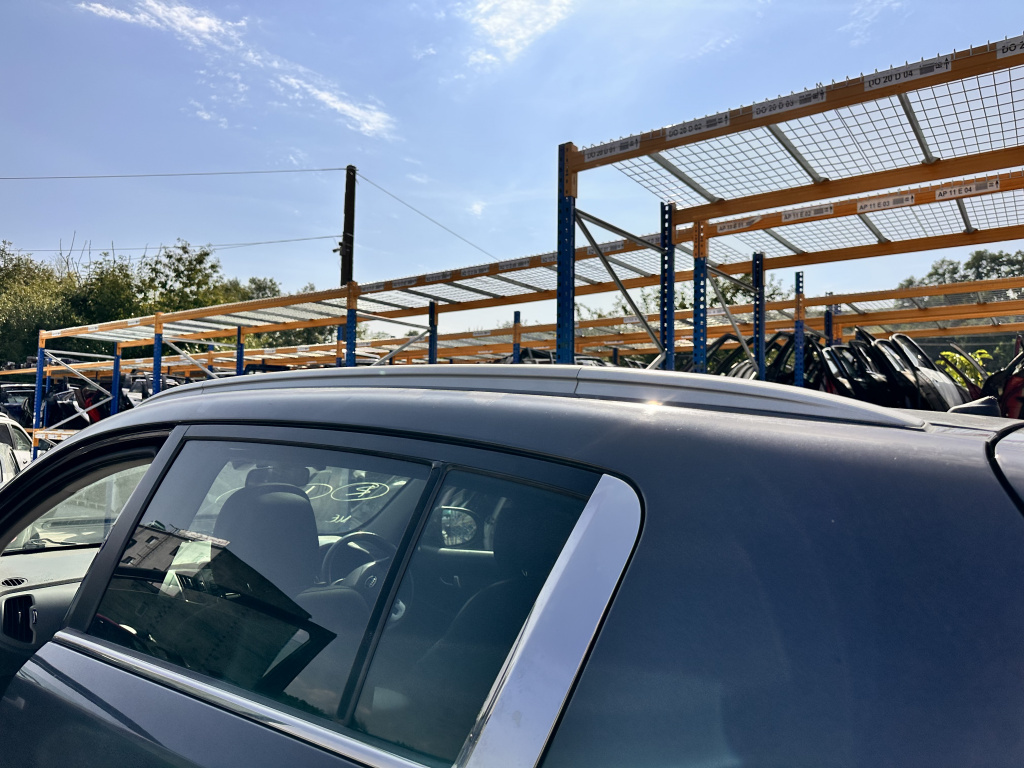 Bare cupola Kia Sportage 1.7 Motorina 2015, -