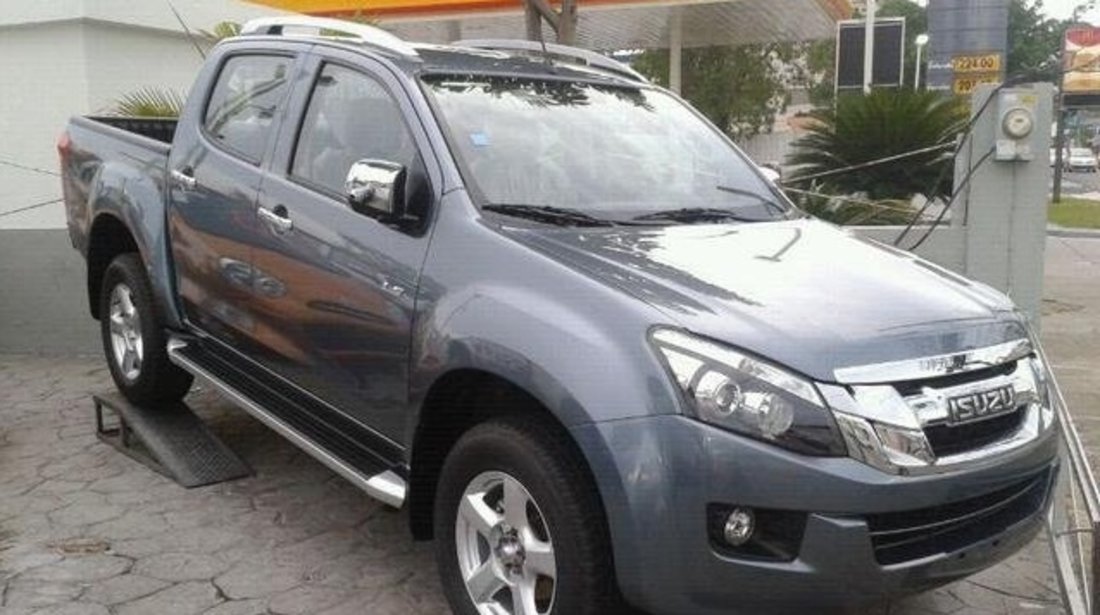 BARE LONGITUDINALE ISUZU D-MAX 2012-2019 OEM DESIGN