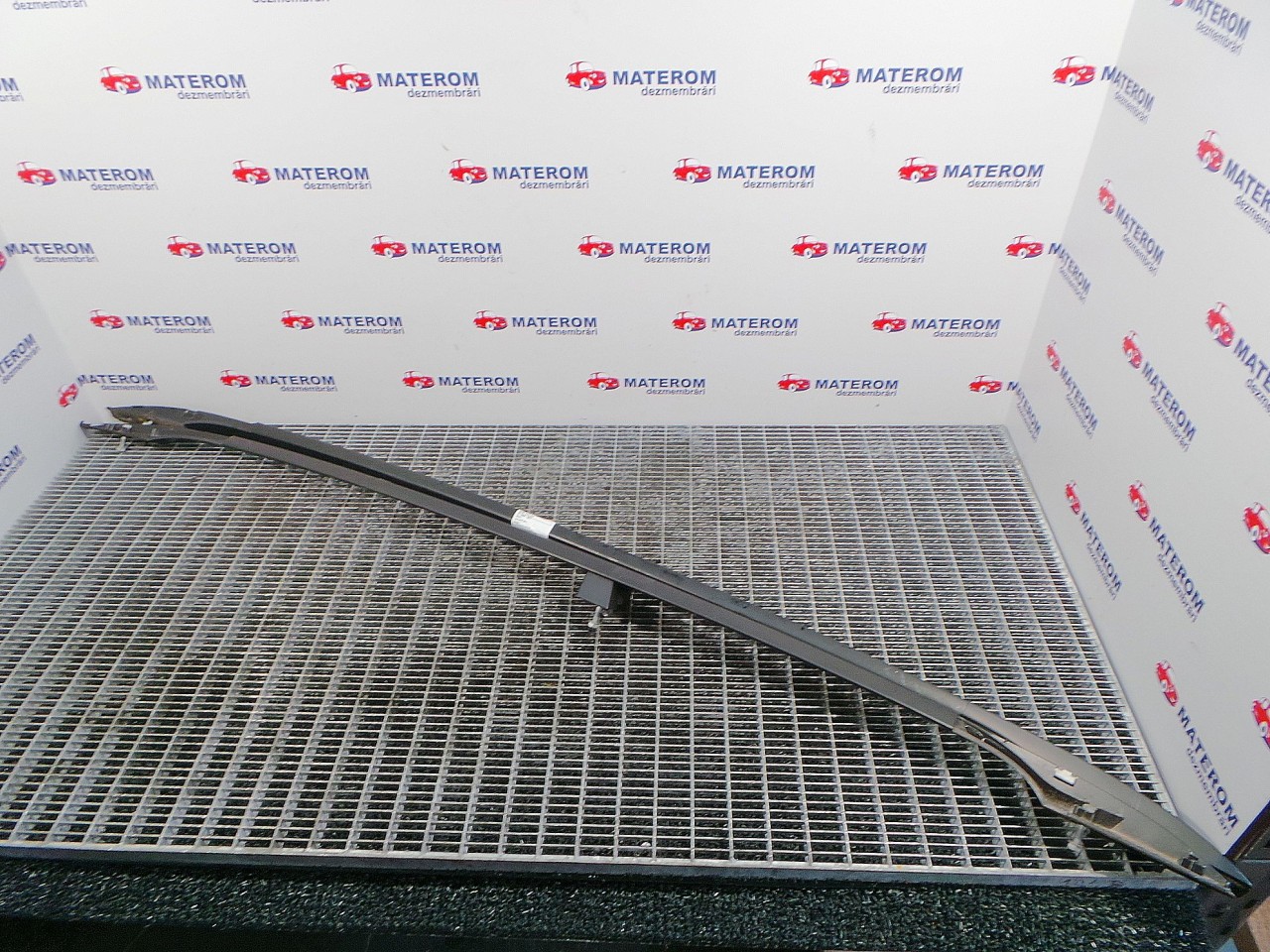 BARE PAVILION VW PASSAT - - (2005 2010)