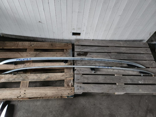 Bari longitudinale Vw Passat B7 2.0 TDI combi an de fabricatie 2012 cod 3AF860033 / 3AF860034