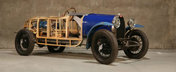 A cumparat trei Bugatti-uri in urma cu 6 decenii si le-a inchis intr-o magazie. Acum au fost scoase la lumina