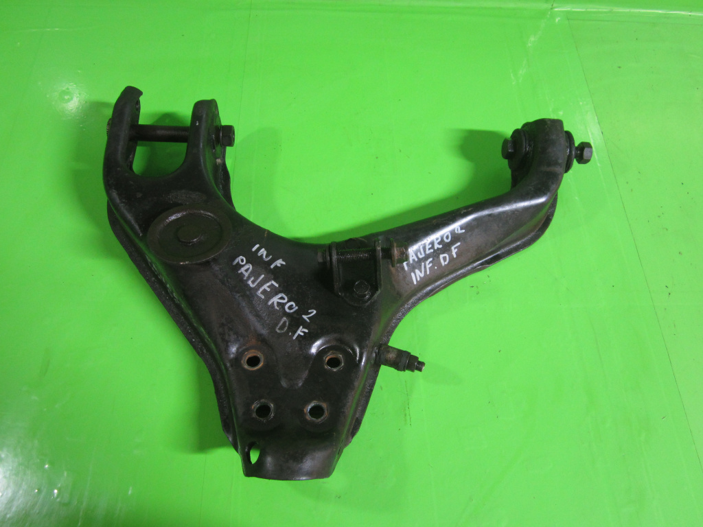BASCULA / BRAT SUSPENSIE INFERIOR DREAPTA FATA MITSUBISHI PAJERO 2 4x4 FAB. 1991 - 1999 ⭐⭐⭐⭐⭐