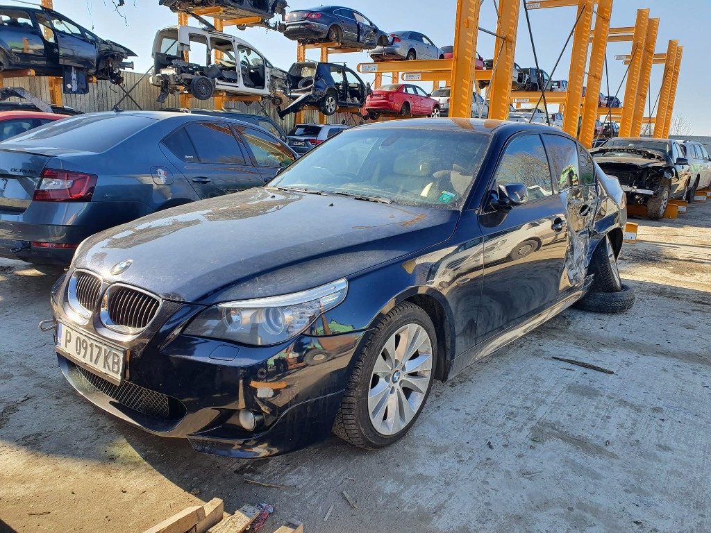 Bascula dreapta BMW E60 2008 525 d LCI 3.0 d 306D3