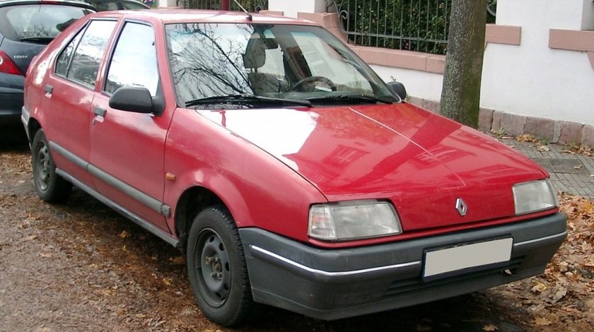 BASCULA DREAPTA FATA CU BUCSA SI PIVOT RENAULT 19 GTS 1.8 BENZINA 54KW FAB. 1988 - 1997 ZXYW2018ION