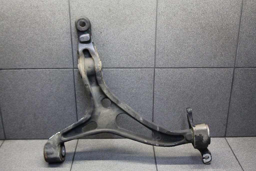 Bascula dreapta fata Mercedes ML320 CDI W164