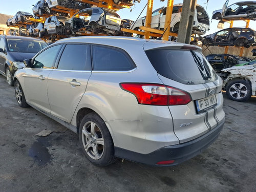 Bascula dreapta Ford Focus 3 2012 break 2.0 tdci TYDA