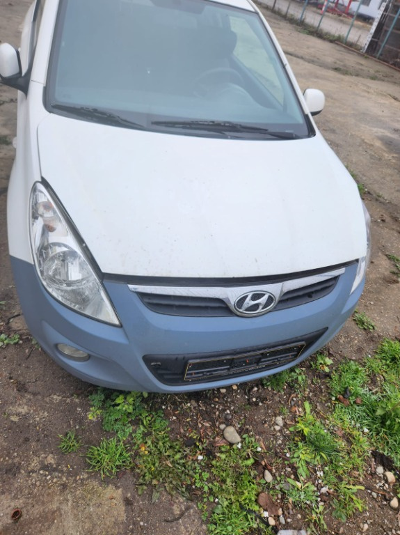 Bascula dreapta Hyundai i20 2010 Coupe 1.2