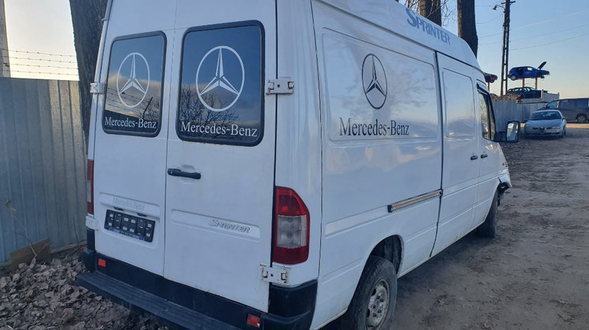 Bascula dreapta Mercedes Sprinter W905 2001 311 2.2 cdi