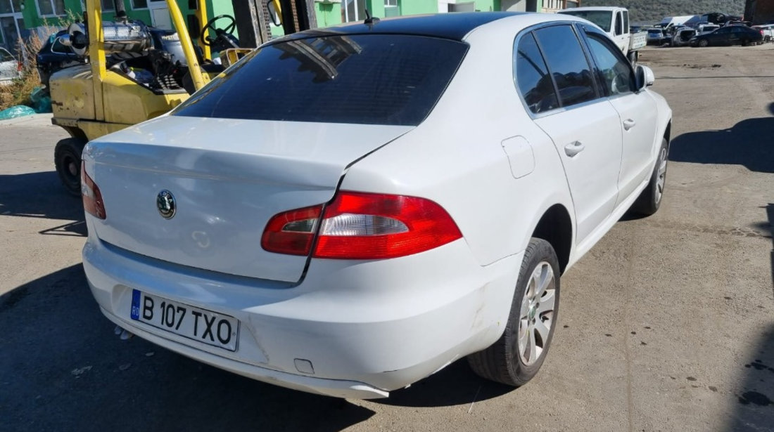 Bascula dreapta Skoda Superb 2 2010 berlina 1.9 tdi