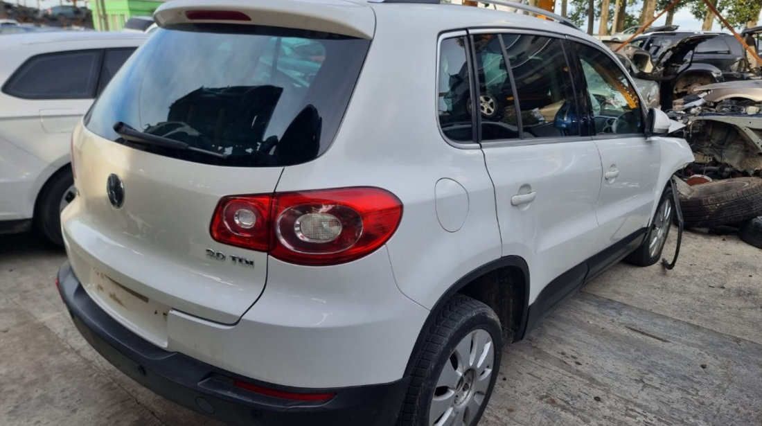 Bascula dreapta Volkswagen Tiguan 2009 4x4 2.0 tdi CBA