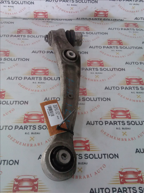Bascula inferioara dreapta fata AUDI A4 Fab. 2010
