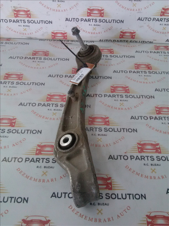 Bascula inferioara dreapta fata AUDI A4 Fab. 2010