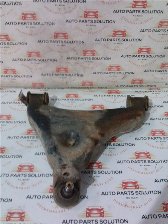 Bascula inferioara dreapta fata VW LT 2.5 TDI an fabr. 2003