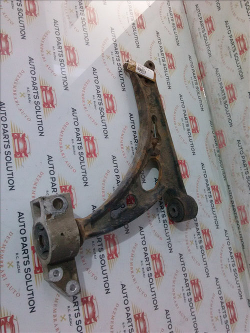 Bascula inferiora stanga fata VW TOURAN 2.0 TDI an fabr. 2006