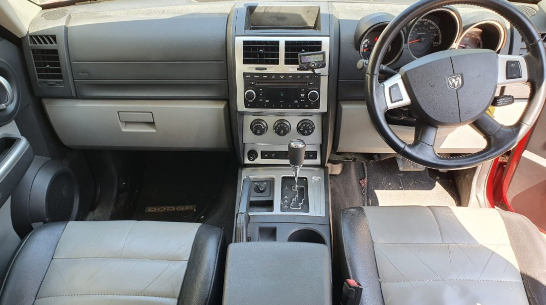 Bascula stanga Dodge Nitro 2008 4x4 ENS 2.8 CRD