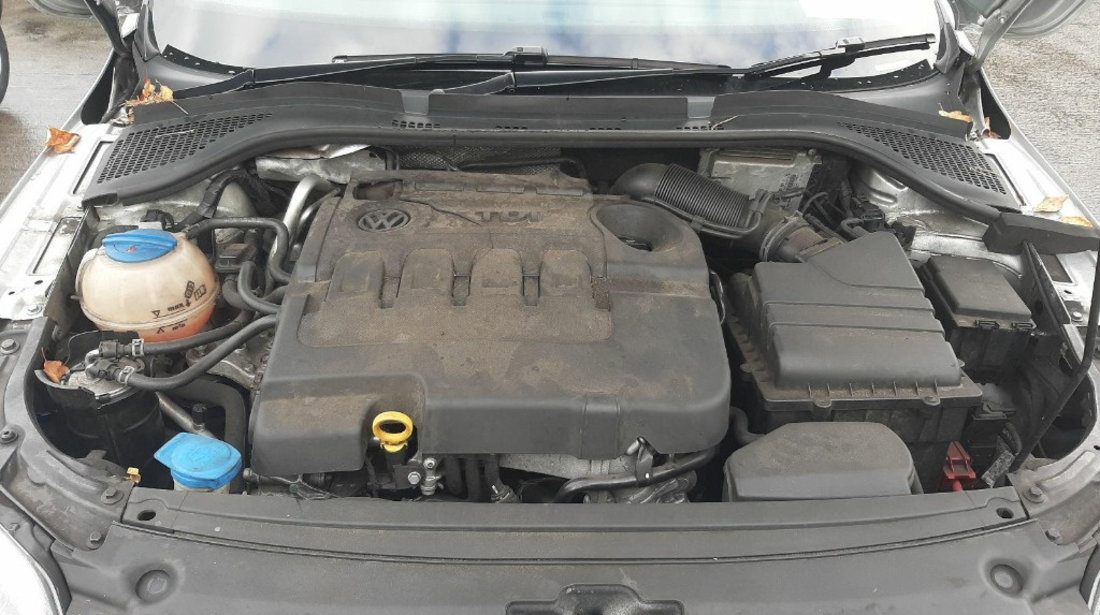 Bascula stanga Seat Toledo 2015 Sedan 1.6 TDI