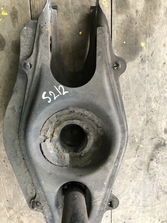 Bascula stanga spate Mercedes E Class w212 2012