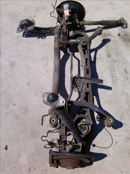 Bascula stanga spate superioara VW PASSAT B6 BREAK