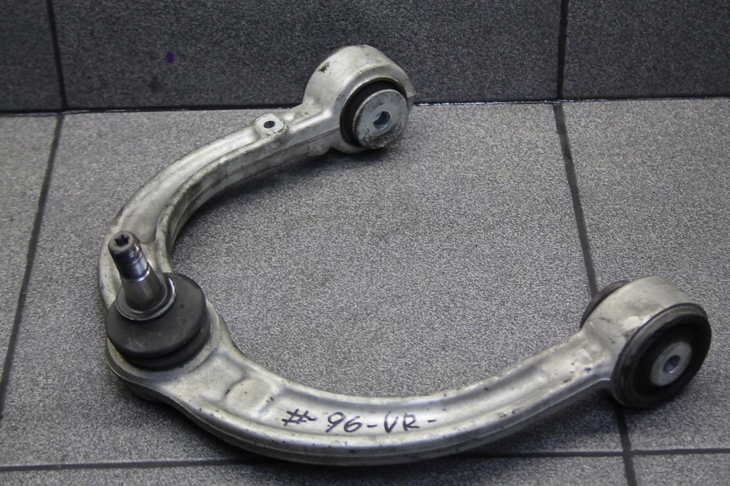 Bascula superioara dreapta fata Mercedes ML320 CDI W164