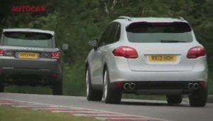 Batalia super-SUV-urilor: Range Rover Sport Supercharged versus Porsche Cayenne Turbo