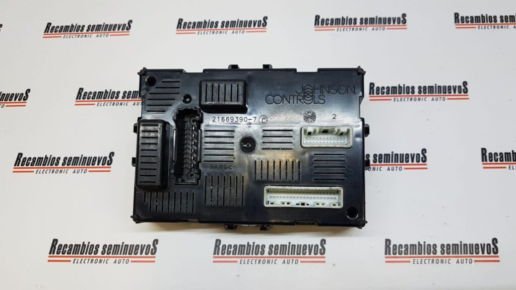 BCM Panou sigurante JOHNSON CONTROLS RENAULT CLIO 3 8200652285 / 28118125-3A / 28118125 3A / 281181253A / BCM L2CR / BCML2CR / A V12 10 / AV12108200652285 / 28118125-3A / 28118125 3A / 281181253A / BCM L2CR / BCML2CR / A V12 10 / AV1210