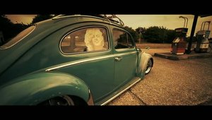 Beetle tuning - un clip despre cultul masinilor oldschool modificate