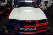 Benjamin Boulbes si BMW E36 M5 V8