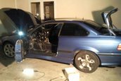 Benjamin Boulbes si BMW E36 M5 V8