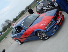 Benjamin Boulbes si BMW E36 M5 V8