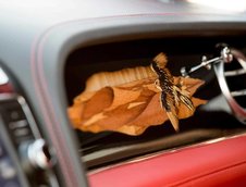 Bentley Bentayga Falconry