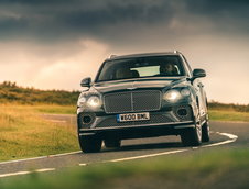 Bentley Bentayga in patru locuri