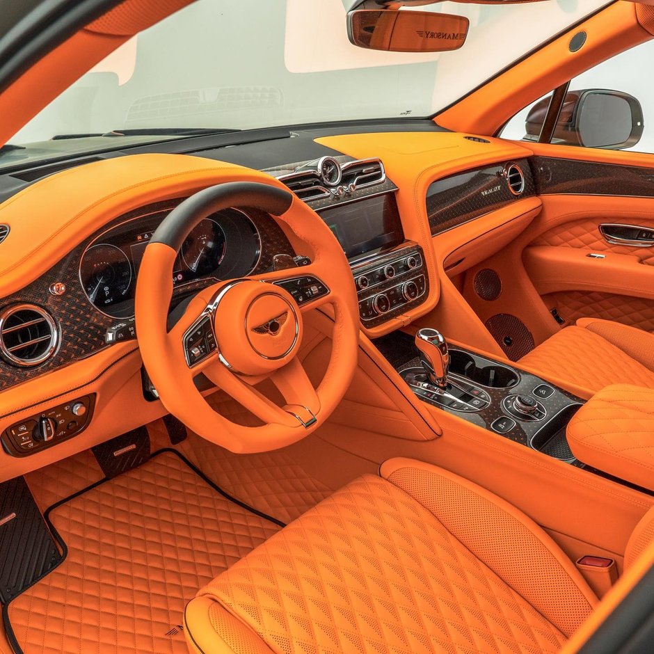 Bentley Bentayga V8 S de la Mansory