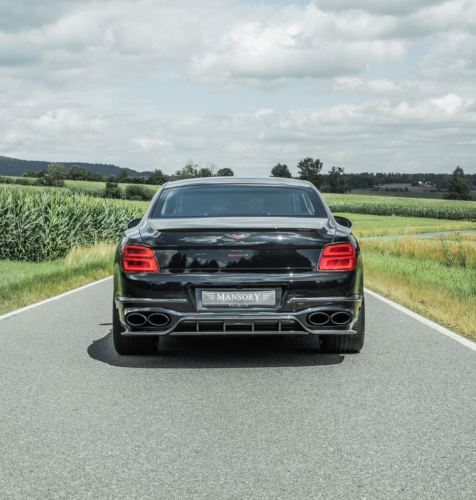 Bentley Flying Spur de la Mansory