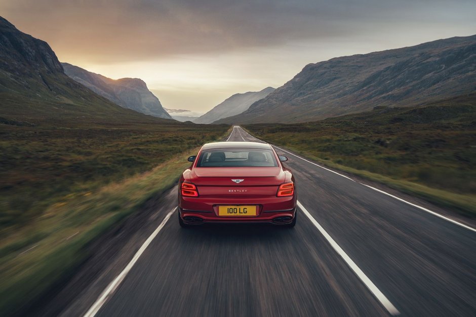 Bentley Flying Spur V8