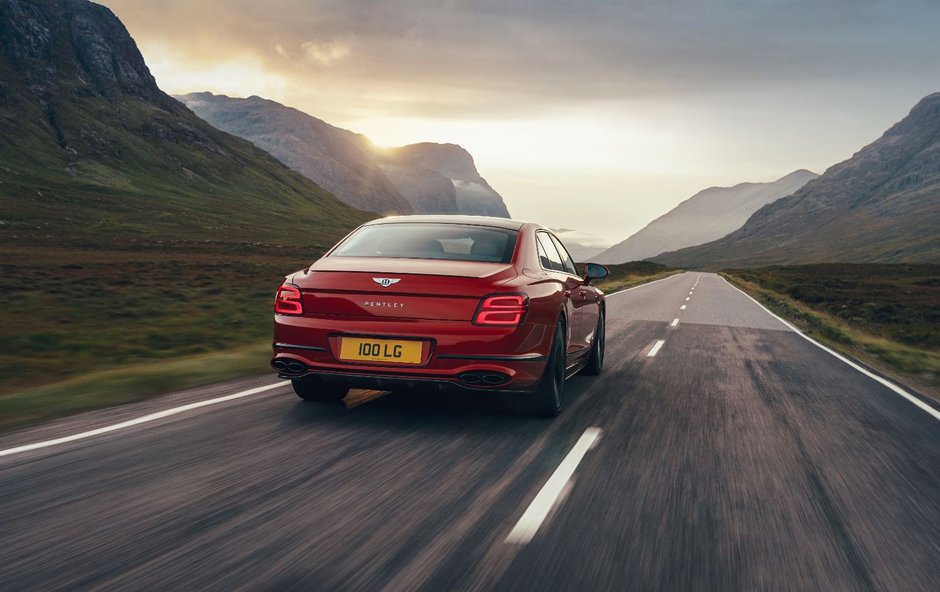 Bentley Flying Spur V8