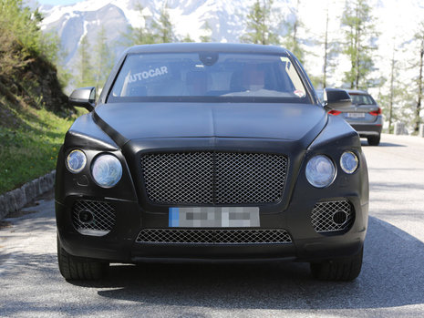 Bentley SUV - Poze Spion