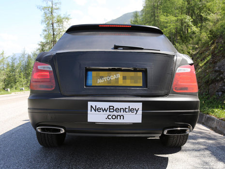 Bentley SUV - Poze Spion