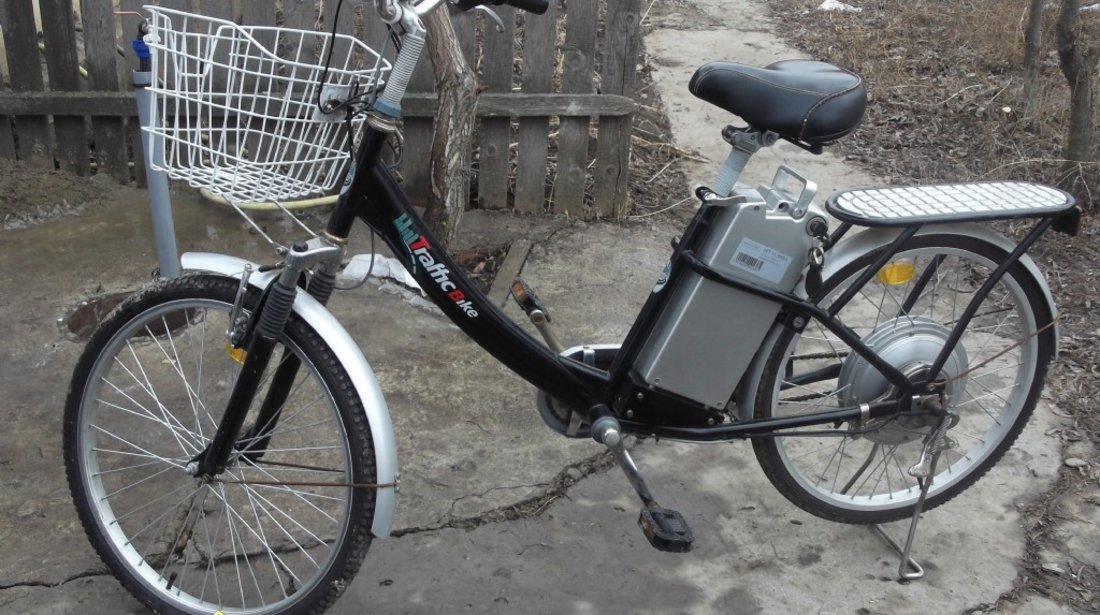 Bicicleta cu motor electric